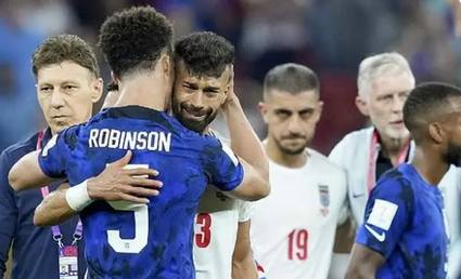 世界杯美国对伊朗的温情一幕