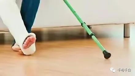 山东大学一个黑人留学生配3个女学伴