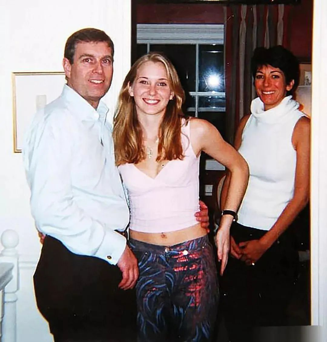 惊天丑闻，美国“萝莉岛”事件